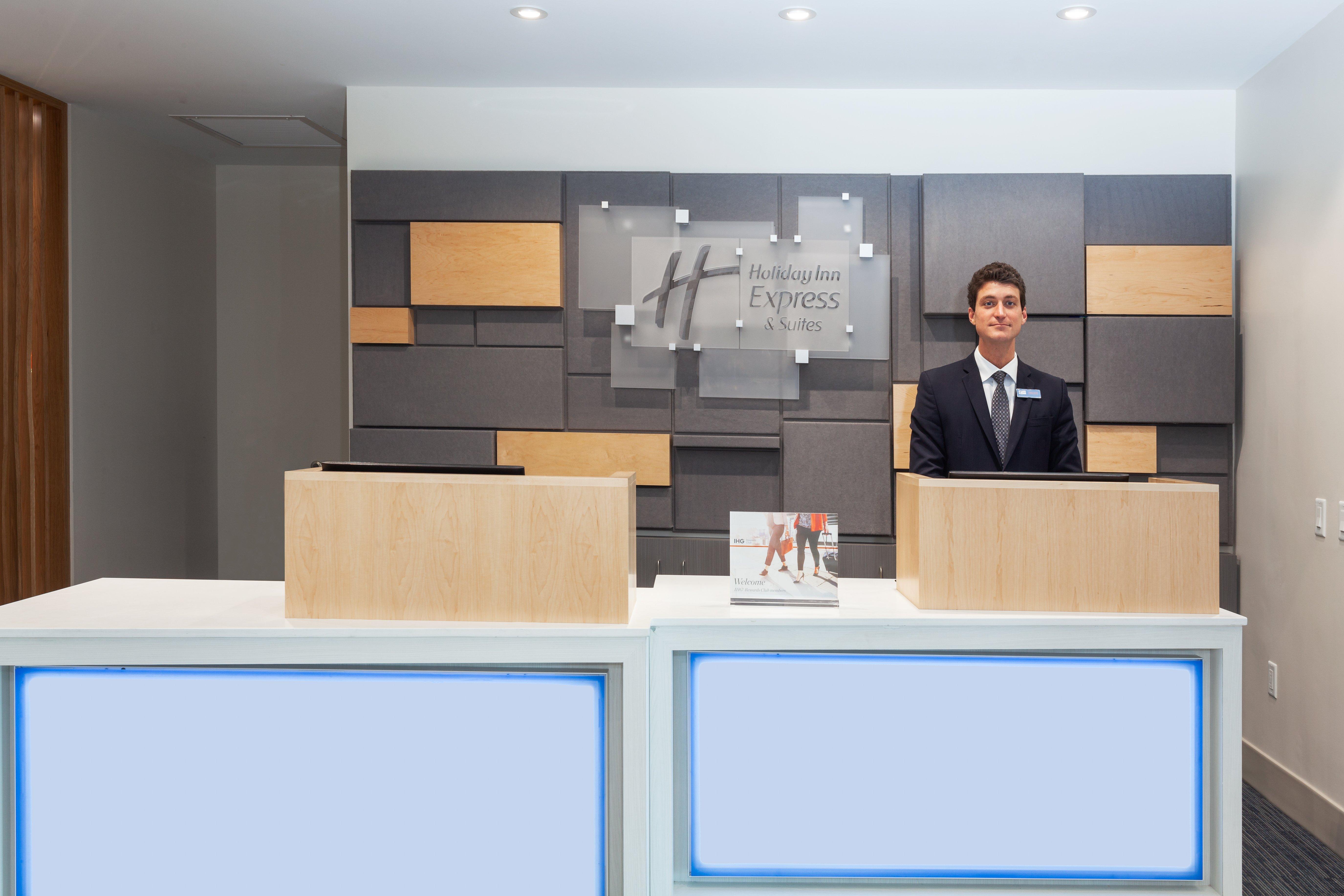 Holiday Inn Express Hotel & Suites Fort Lauderdale Airport/Cruise Port By Ihg Exterior foto