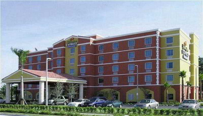 Holiday Inn Express Hotel & Suites Fort Lauderdale Airport/Cruise Port By Ihg Exterior foto
