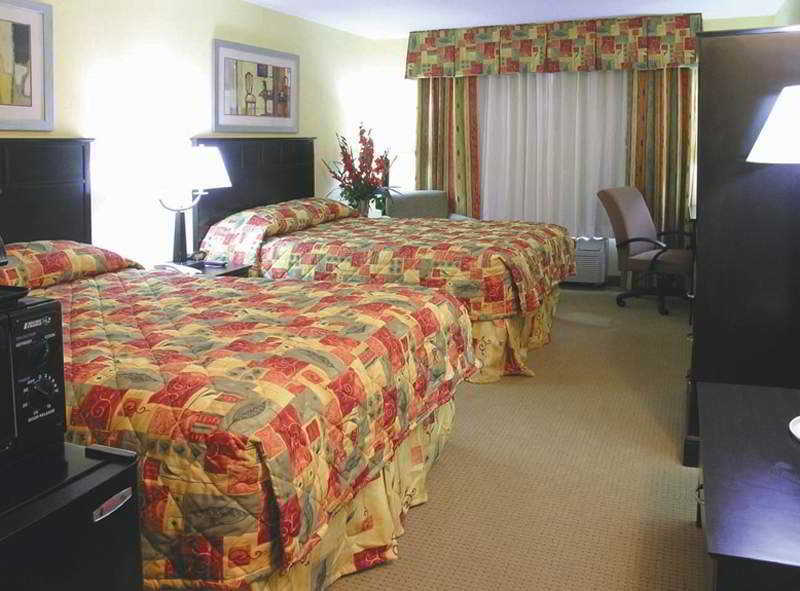 Holiday Inn Express Hotel & Suites Fort Lauderdale Airport/Cruise Port By Ihg Quarto foto